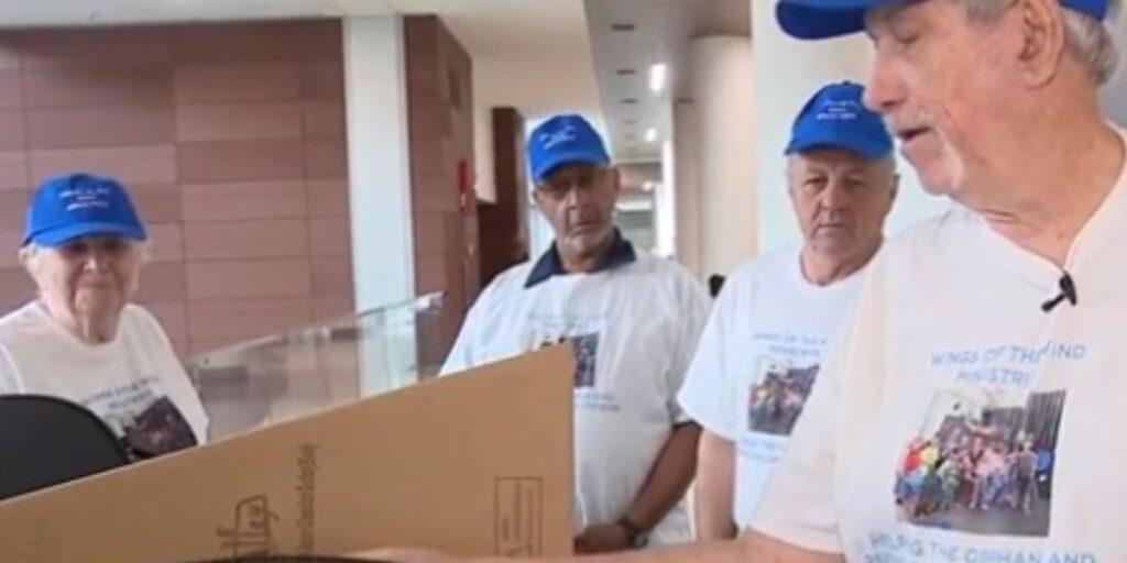 Idosos fazem missões entre órfãos na Ucrânia: “Devemos cuidar das crianças”