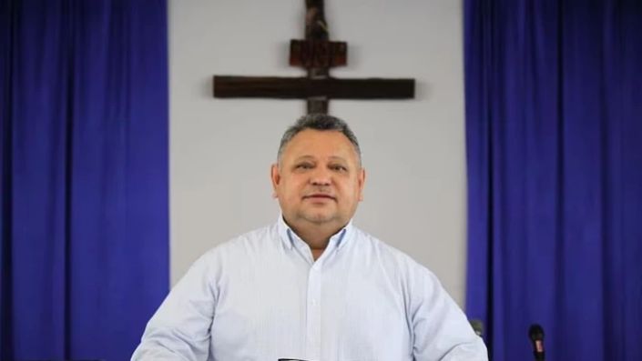Pastor que vivia nos EUA com visto vencido pode ser deportado