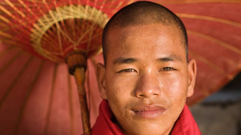 Budistas são impactados com cura milagrosa de pneumonia