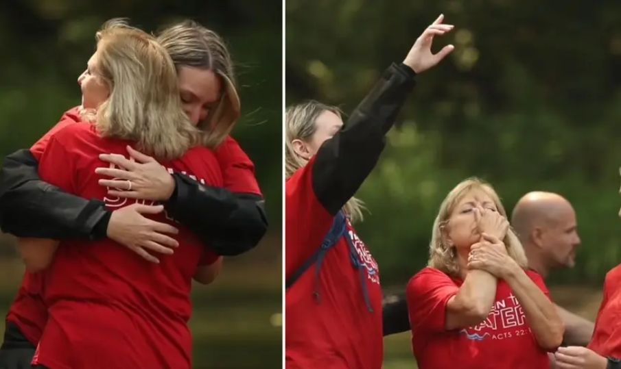 ‘Orações respondidas’, diz evangelista emocionada ao batizar mãe